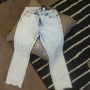 Fashion Nova All-Over-It Boyfriend Jeans